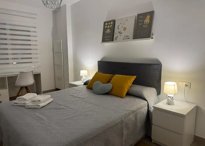 Campo De La Verdad Luxury דירה קורדובה